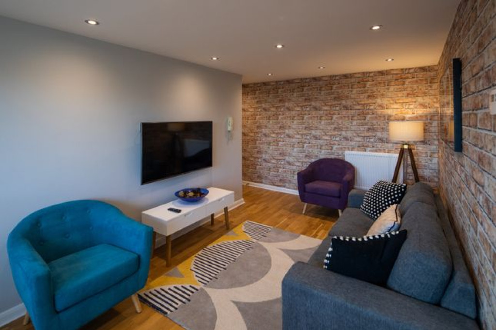 MODERN BEDROOM FLAT IN NOTTINGHAM