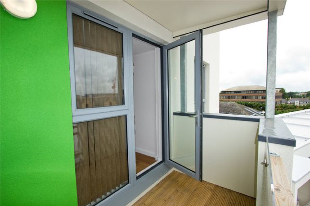 MODERN BEDROOM FLAT IN CAMBRIDGE