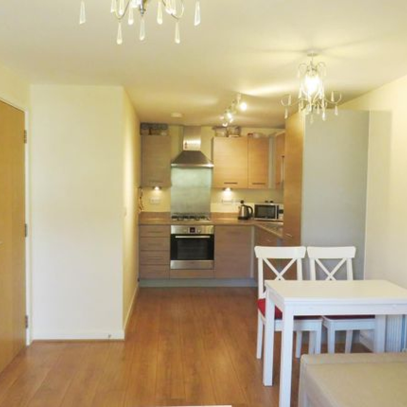 FIRST FLOOR ONE BEDROOM FLAT IN SOUTHAMPTON