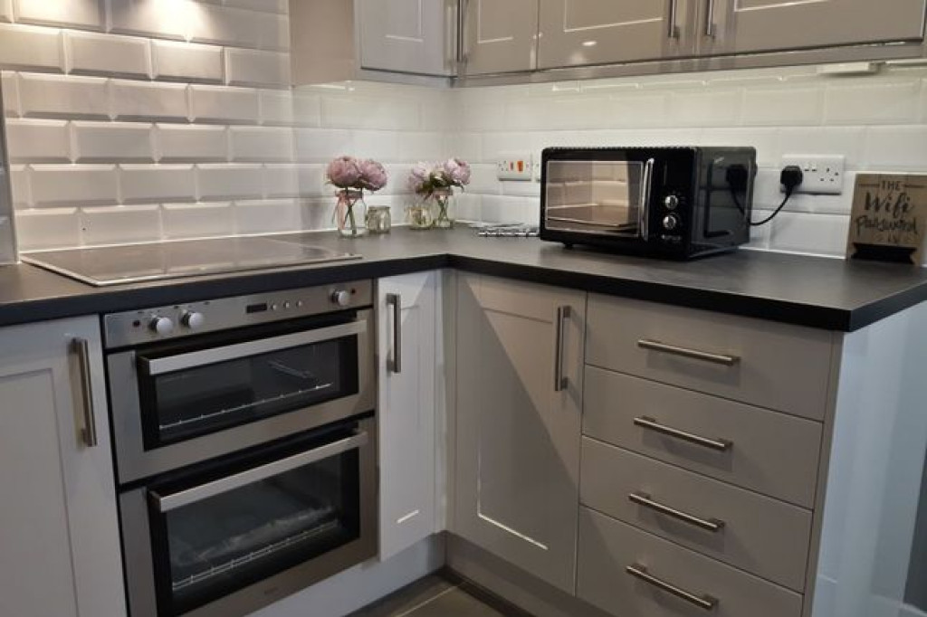 STUNNING BEDROOM FLAT IN NOTTINGHAM
