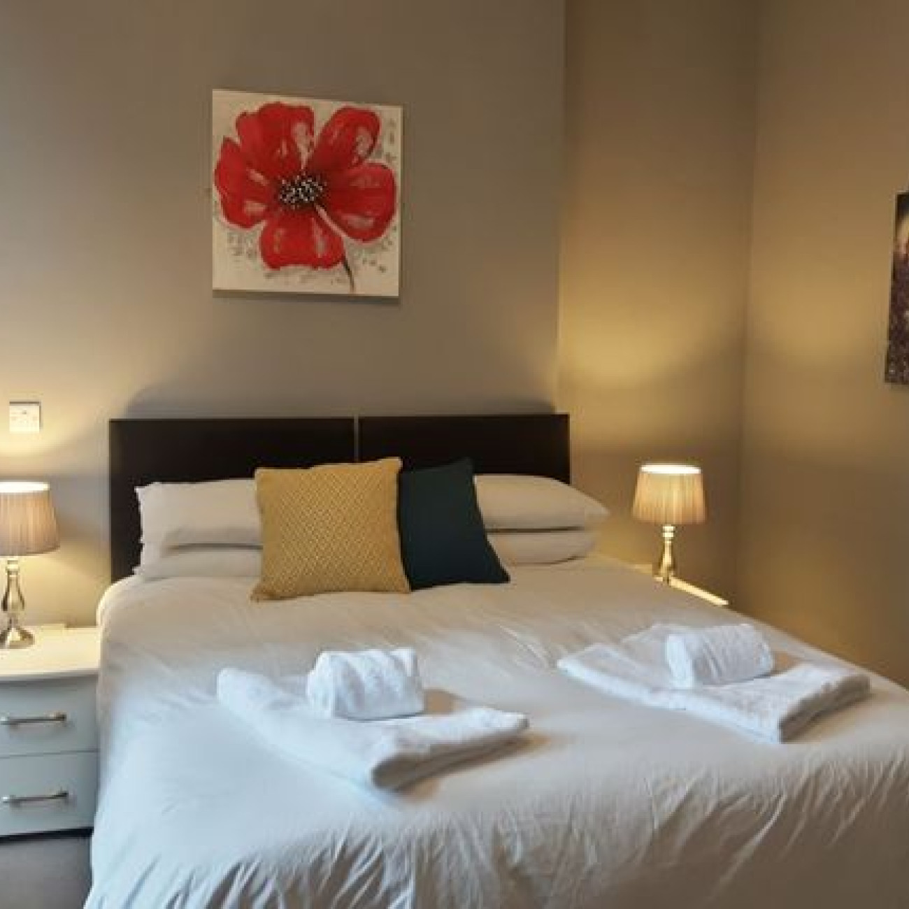 STUNNING BEDROOM FLAT IN NOTTINGHAM
