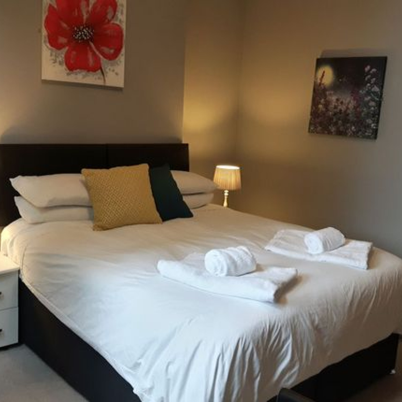 STUNNING BEDROOM FLAT IN NOTTINGHAM