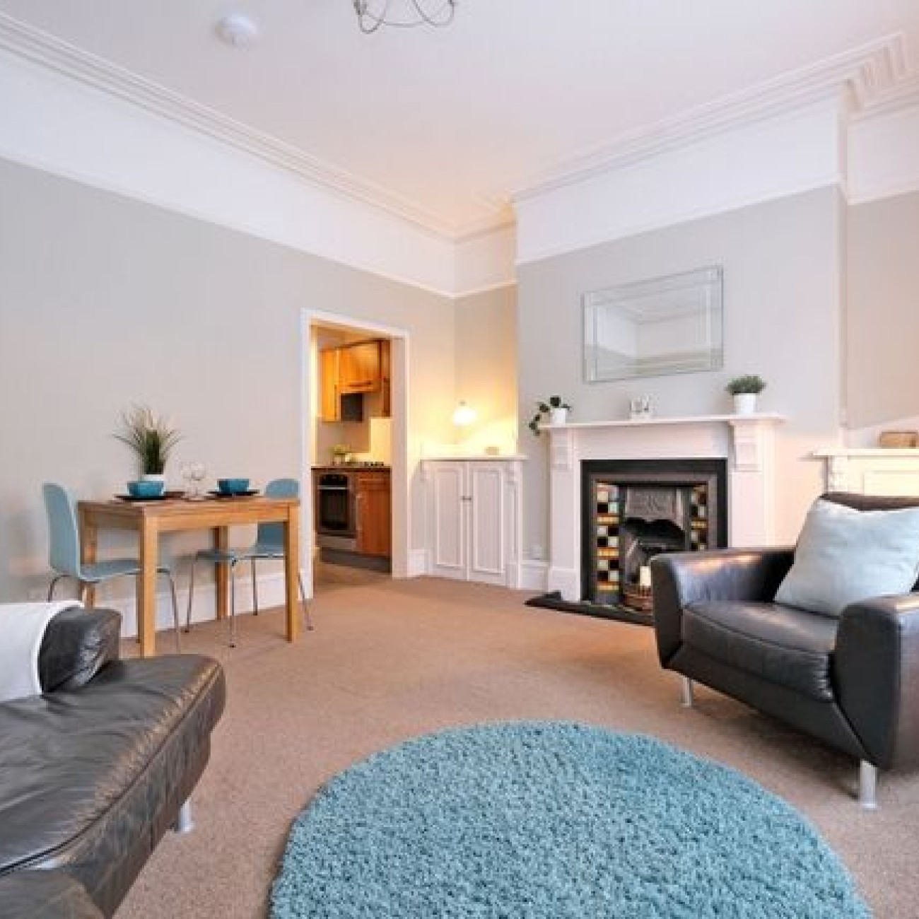 GROUND BEDROOM FLAT IN ABERDEEN