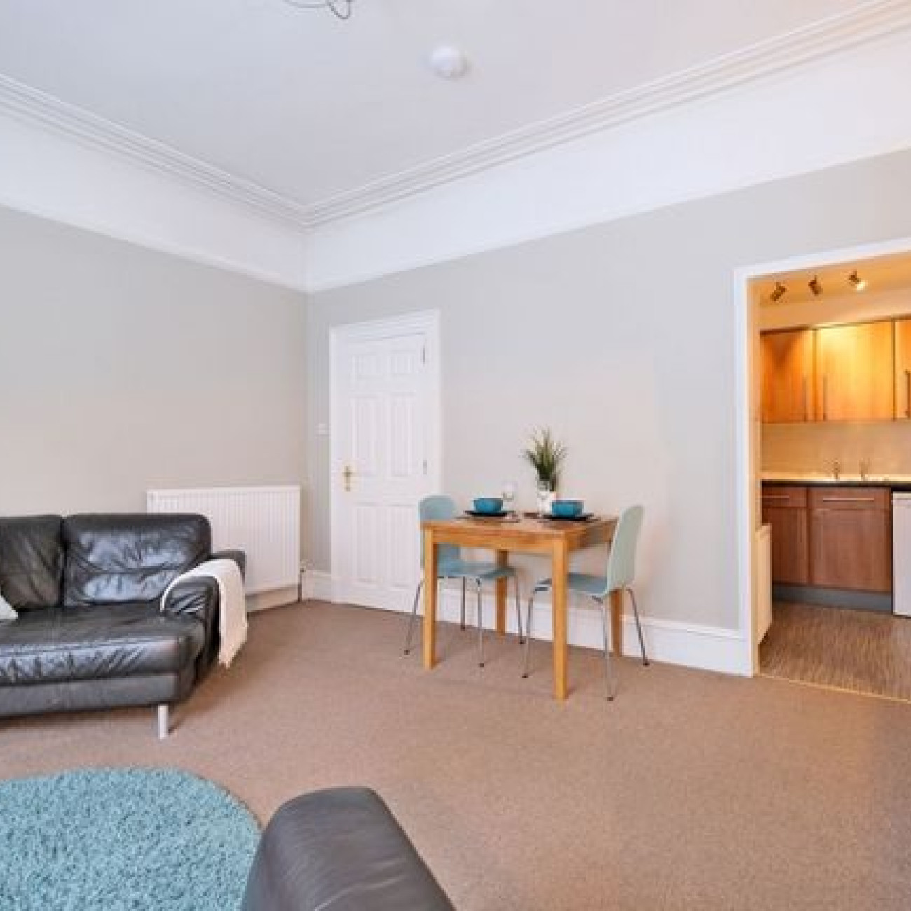 GROUND BEDROOM FLAT IN ABERDEEN