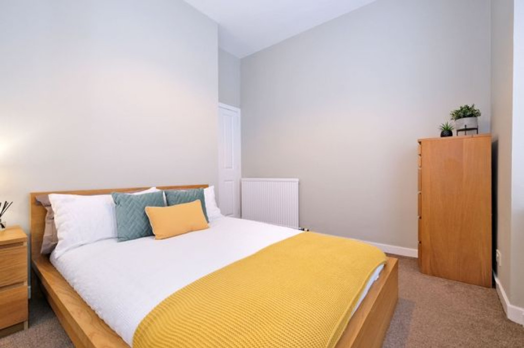 GROUND BEDROOM FLAT IN ABERDEEN