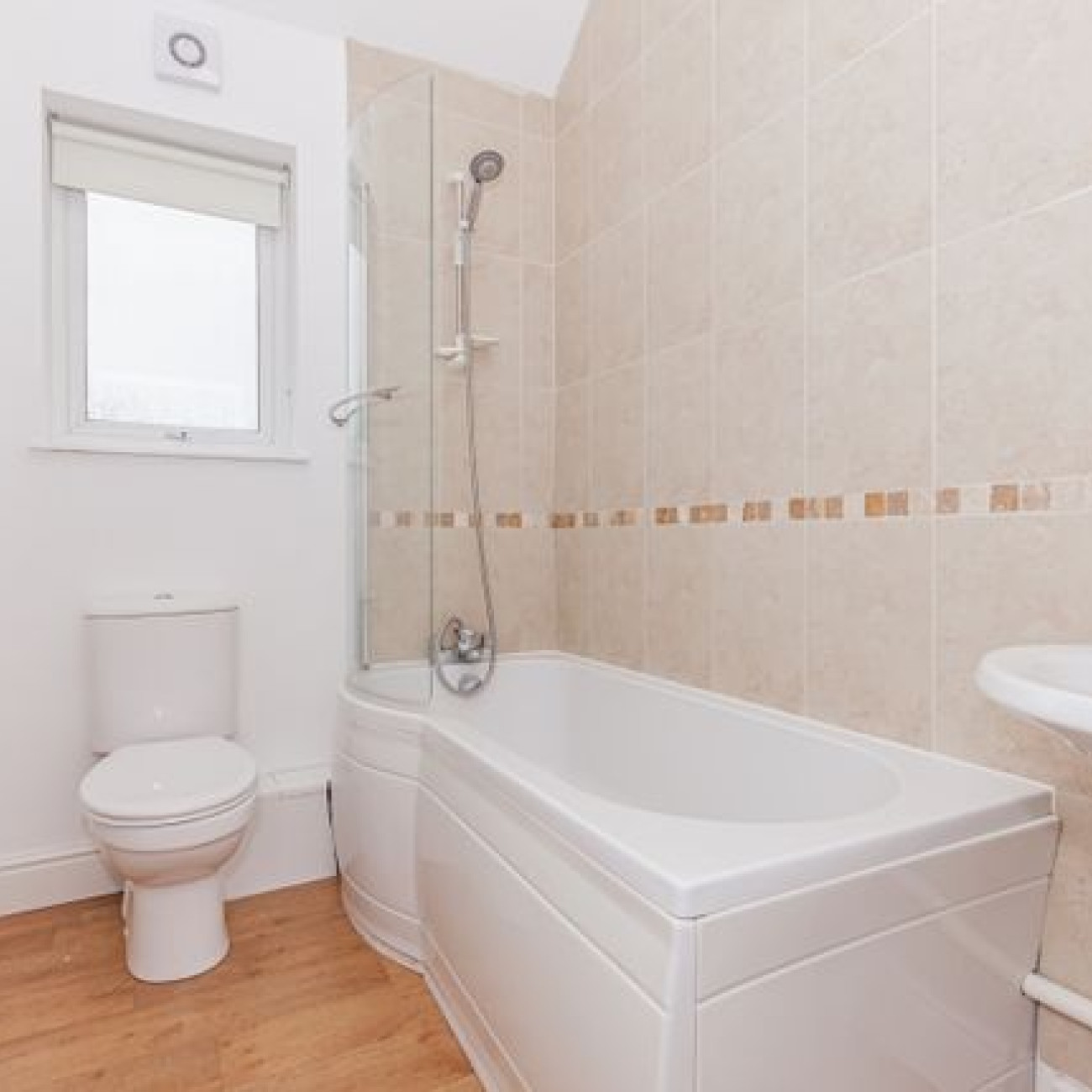 FLOOR ONE BEDROOM FLAT IN OXFORD