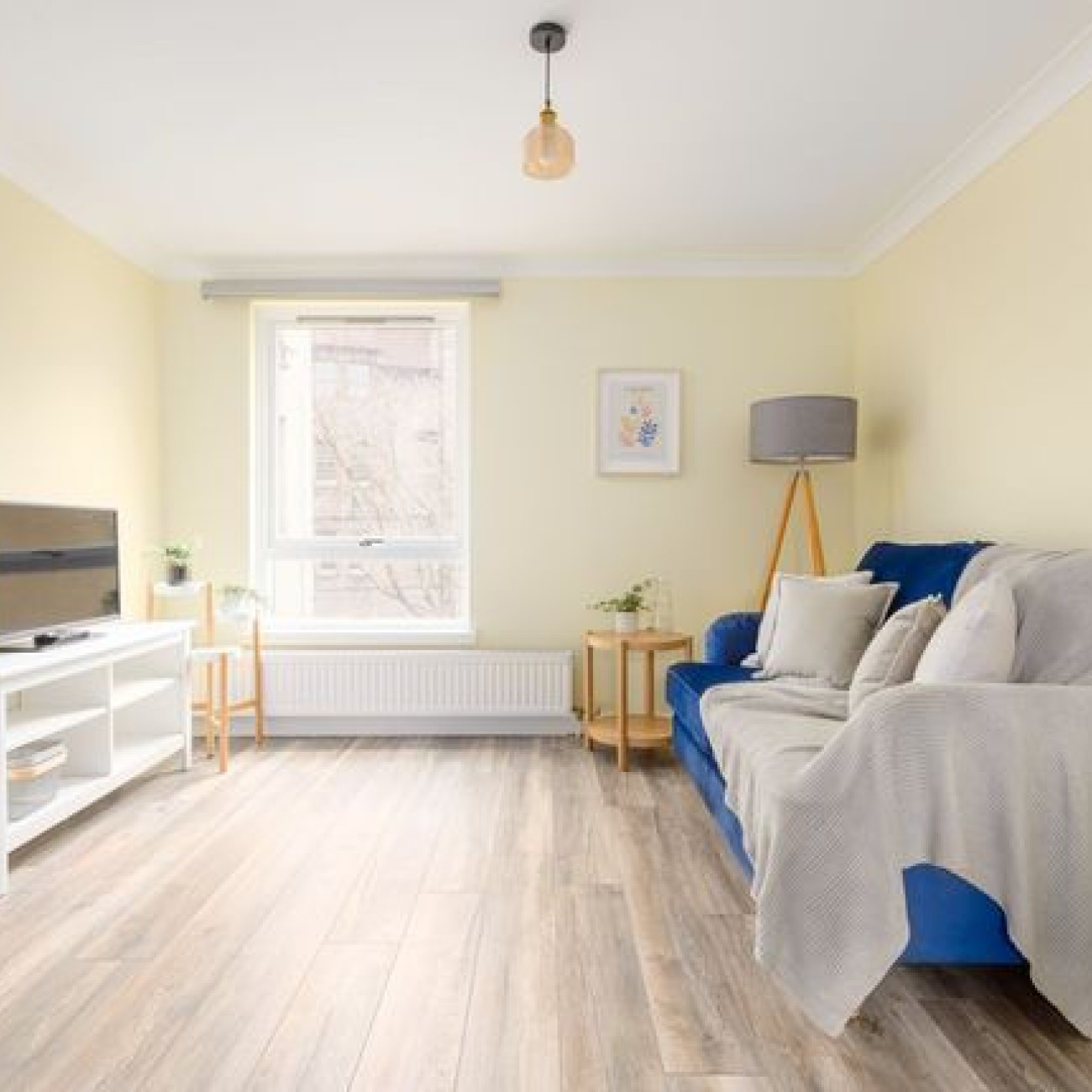 FURNISHED ONE BEDROOM FLAT IN EDINBURGH