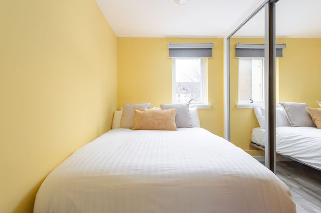 FURNISHED ONE BEDROOM FLAT IN EDINBURGH