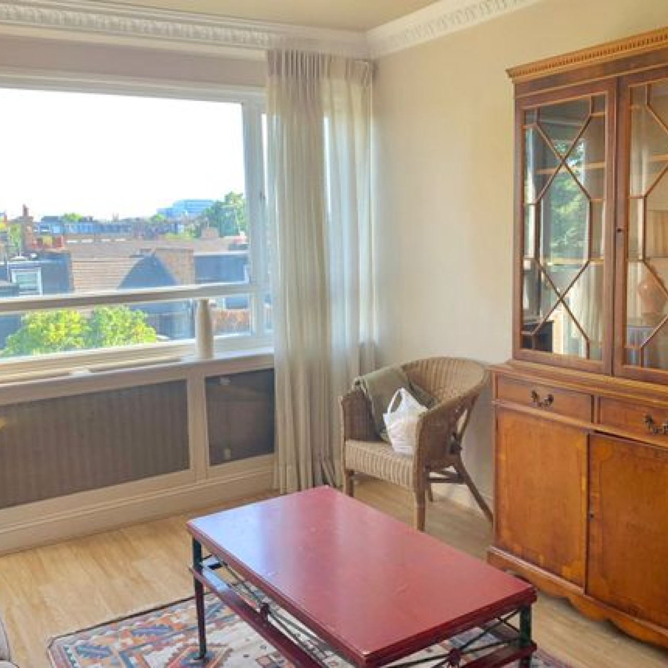 AN IMMACULATE ONE BEDROOM FLAT IN LONDON