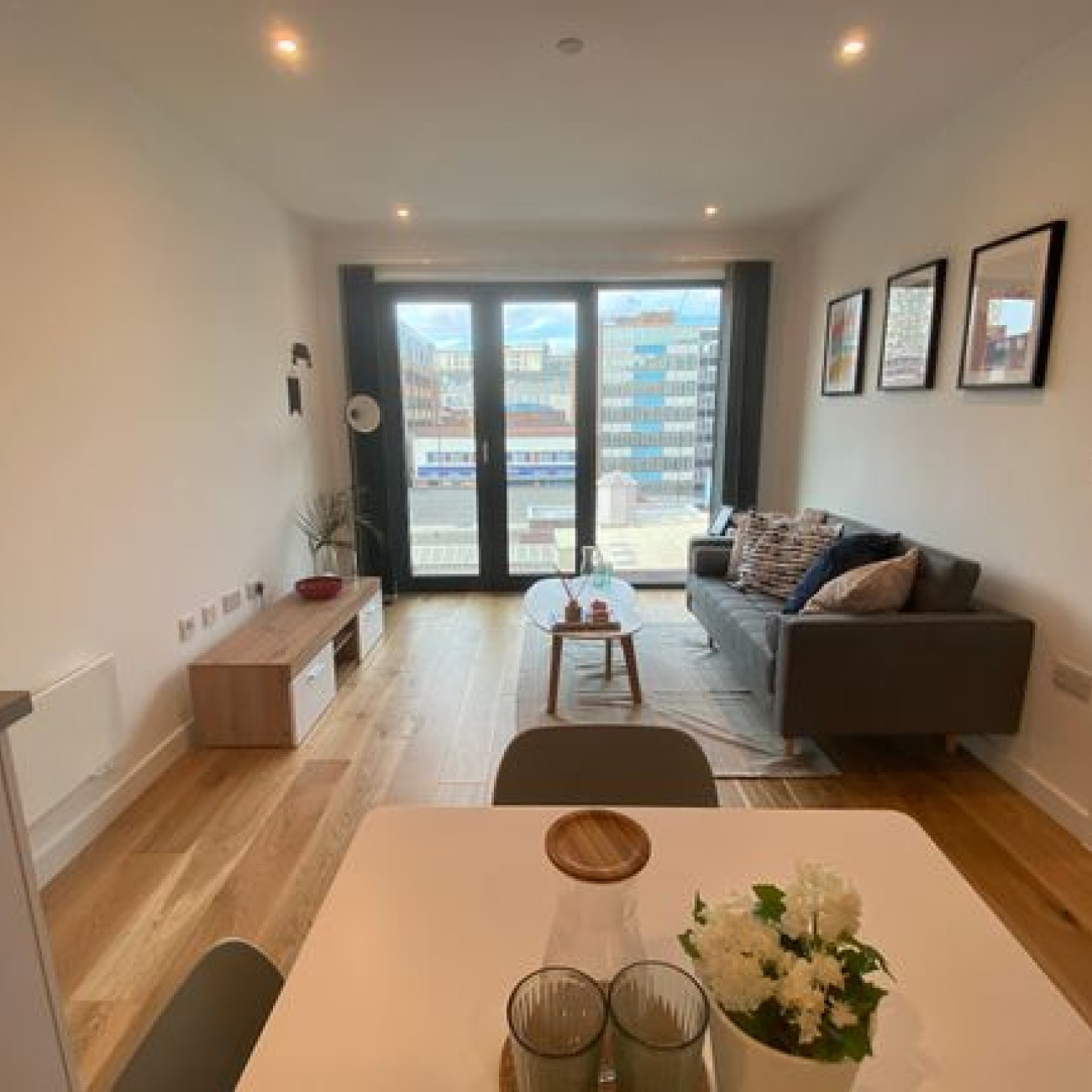 BRAND NEW ONE BEDROOM FLAT IN BIRMINGHAM
