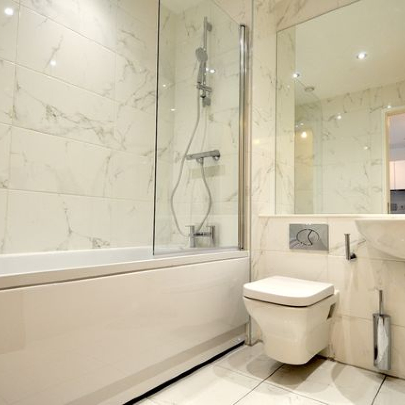 BRAND NEW ONE BEDROOM FLAT IN BIRMINGHAM