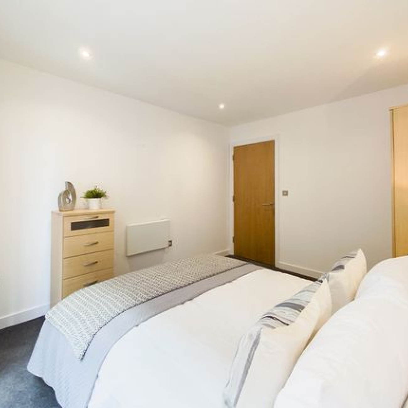 SPACIOUS ONE BEDROOM FLAT IN MANCHESTER
