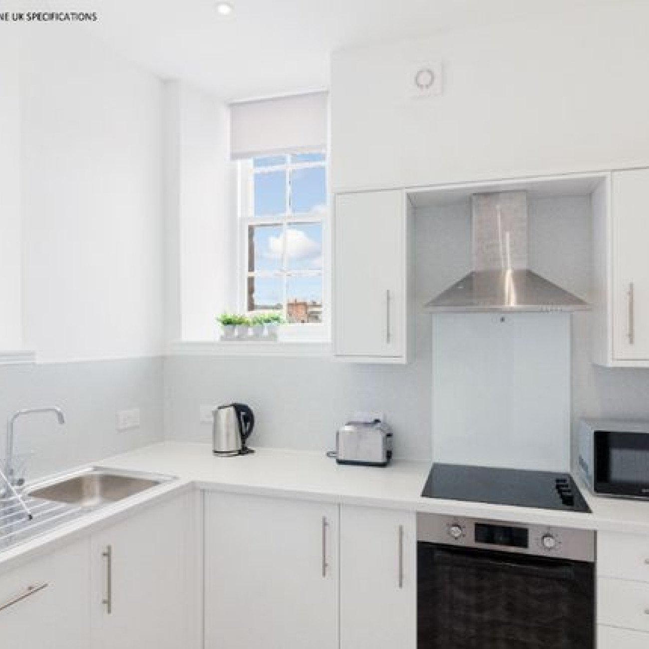 NEWLY RENOVATED ONE BEDROOM FLAT IN EDINBURGH