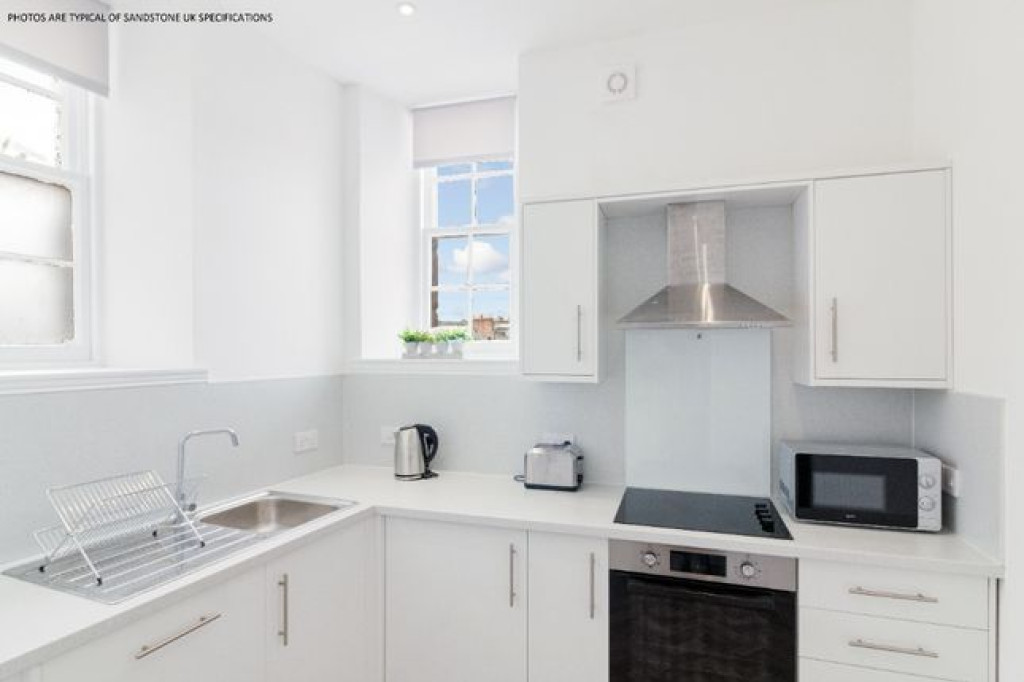 NEWLY RENOVATED ONE BEDROOM FLAT IN EDINBURGH