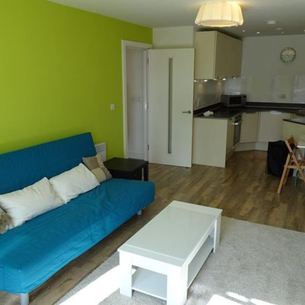 STYLISH ONE BEDROOM FLAT IN BIRMINGHAM