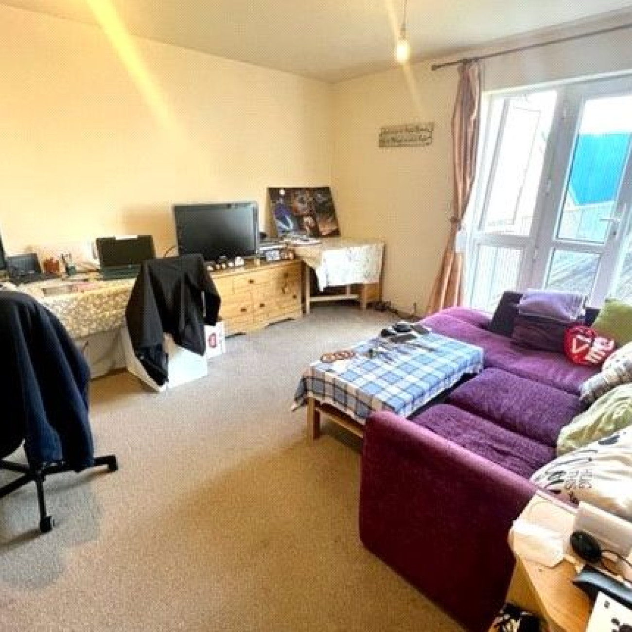 DOUBLE ONE BEDROOM FLAT IN SOUTHAMPTON