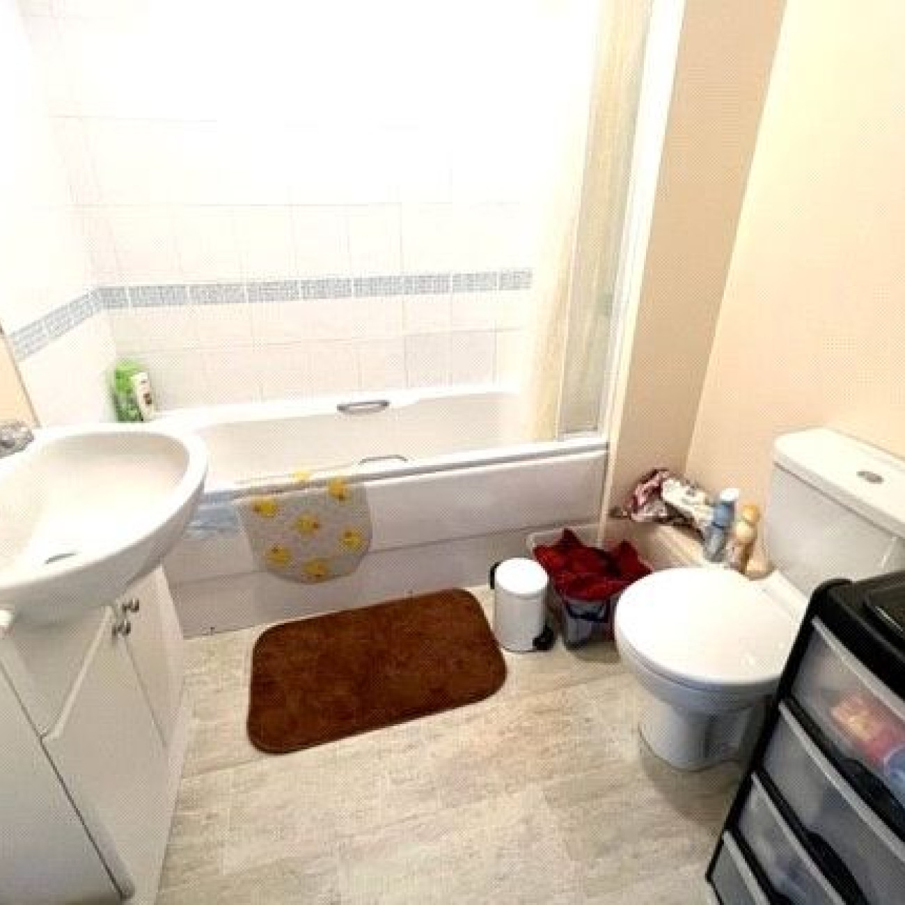 DOUBLE ONE BEDROOM FLAT IN SOUTHAMPTON