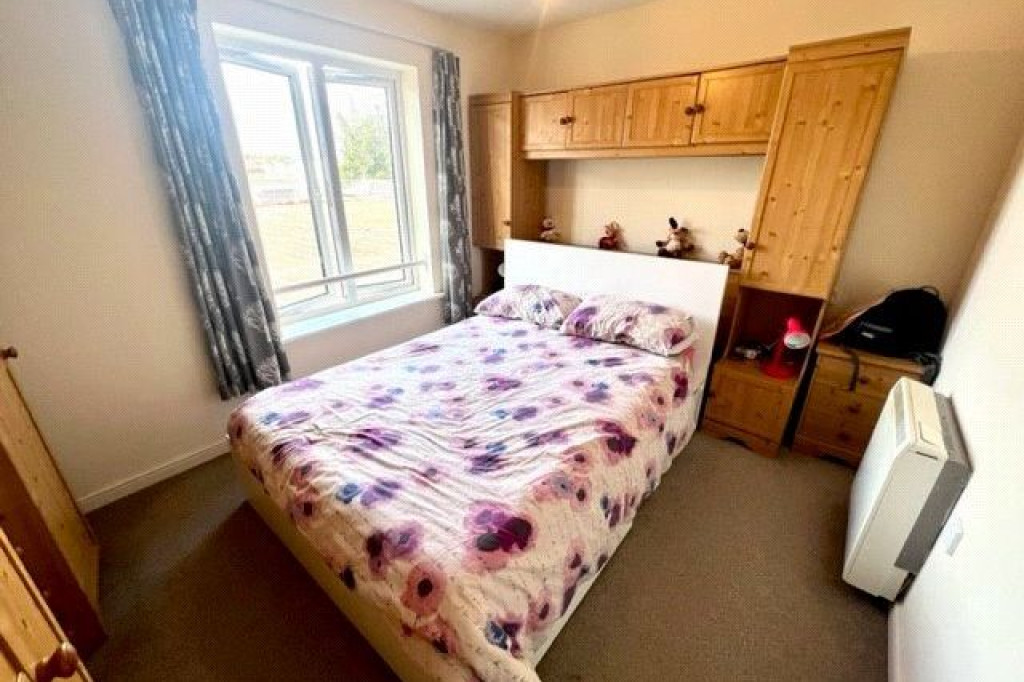 DOUBLE ONE BEDROOM FLAT IN SOUTHAMPTON