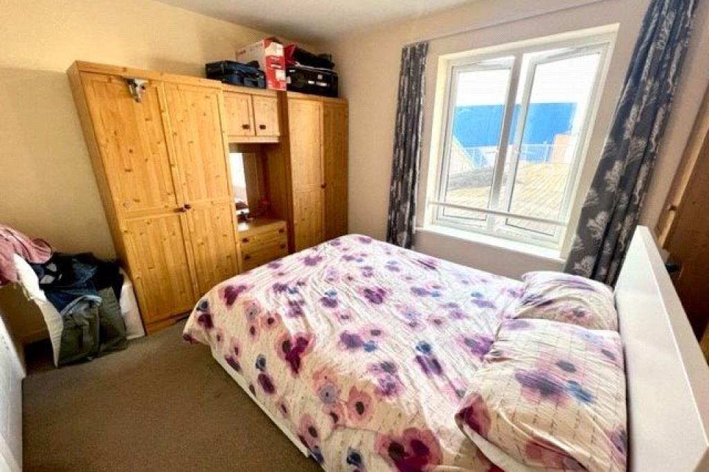 DOUBLE ONE BEDROOM FLAT IN SOUTHAMPTON