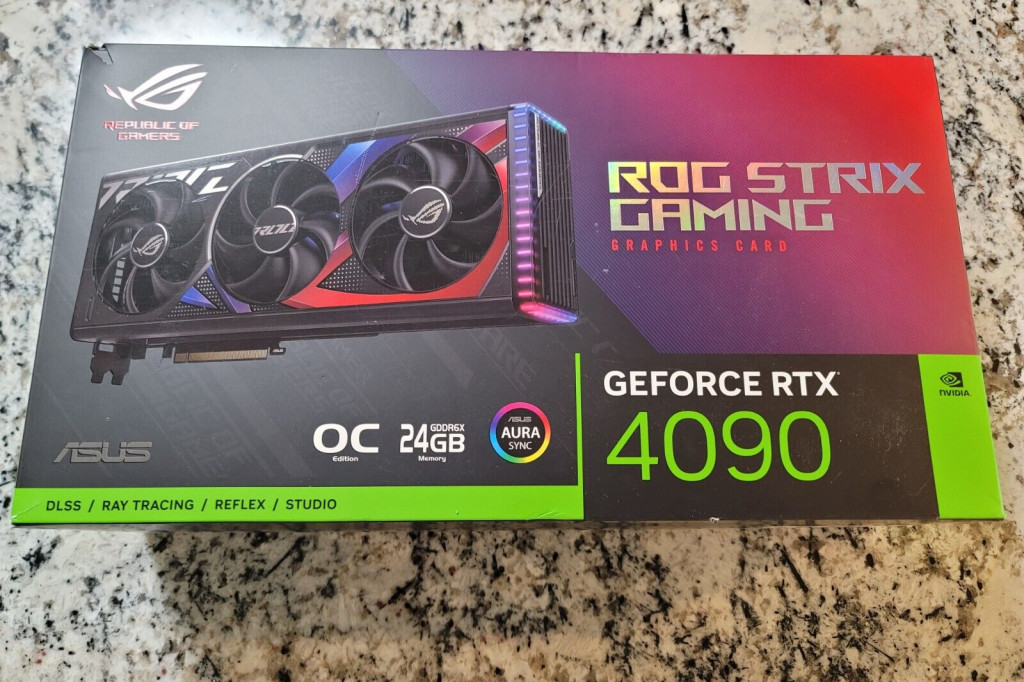 For sale ASUS ROG Strix GeForce RTX 4090 OC 24 GB GDDR6X