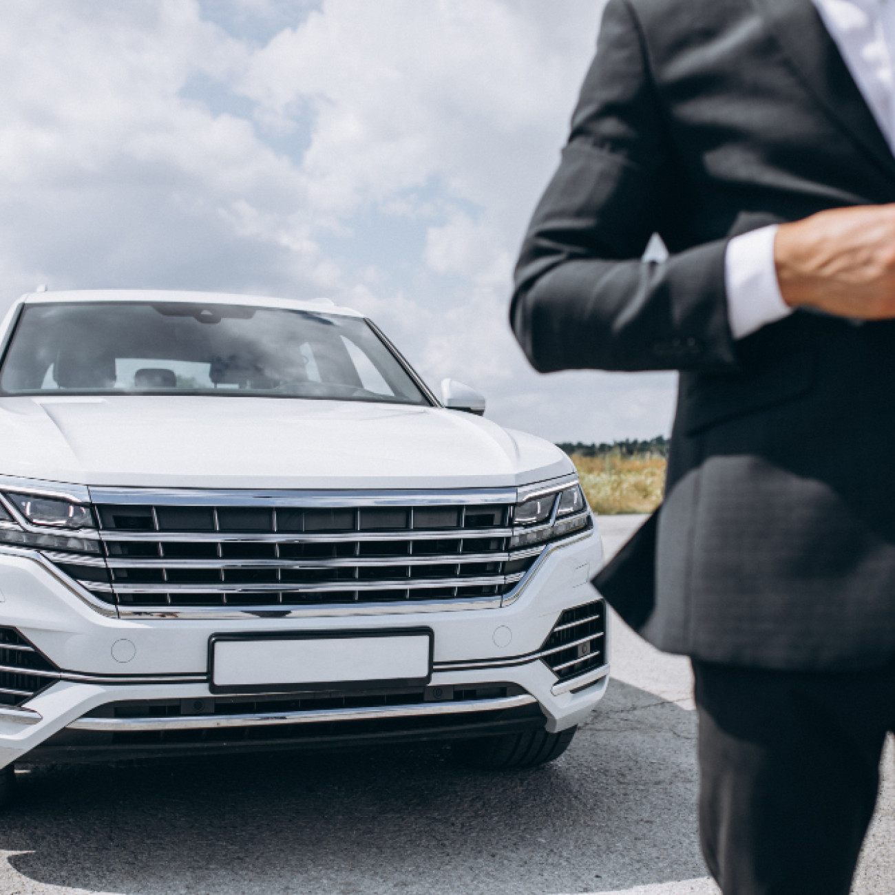 Are You Looking for Chauffeur Airport Services In Manchester?