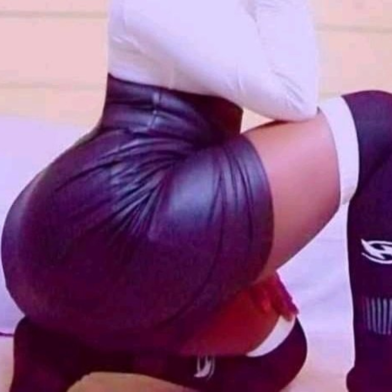 Big booty girl