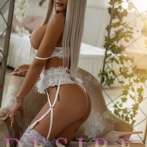 AVA NEW HOT BLONDE OUTCALLS