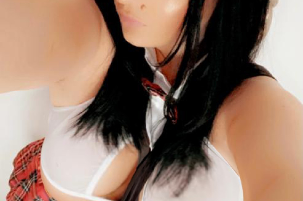 INCALL+OUTCALL-Luxury massage therapy-Genuine pics+Gf or P star-Party Girl