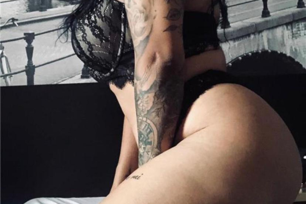Francesca  sexy lady hot  italian