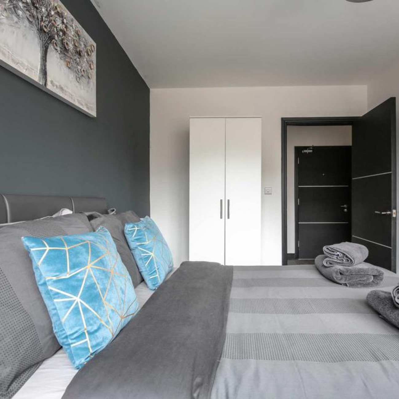 1 bedroom apartment for sale