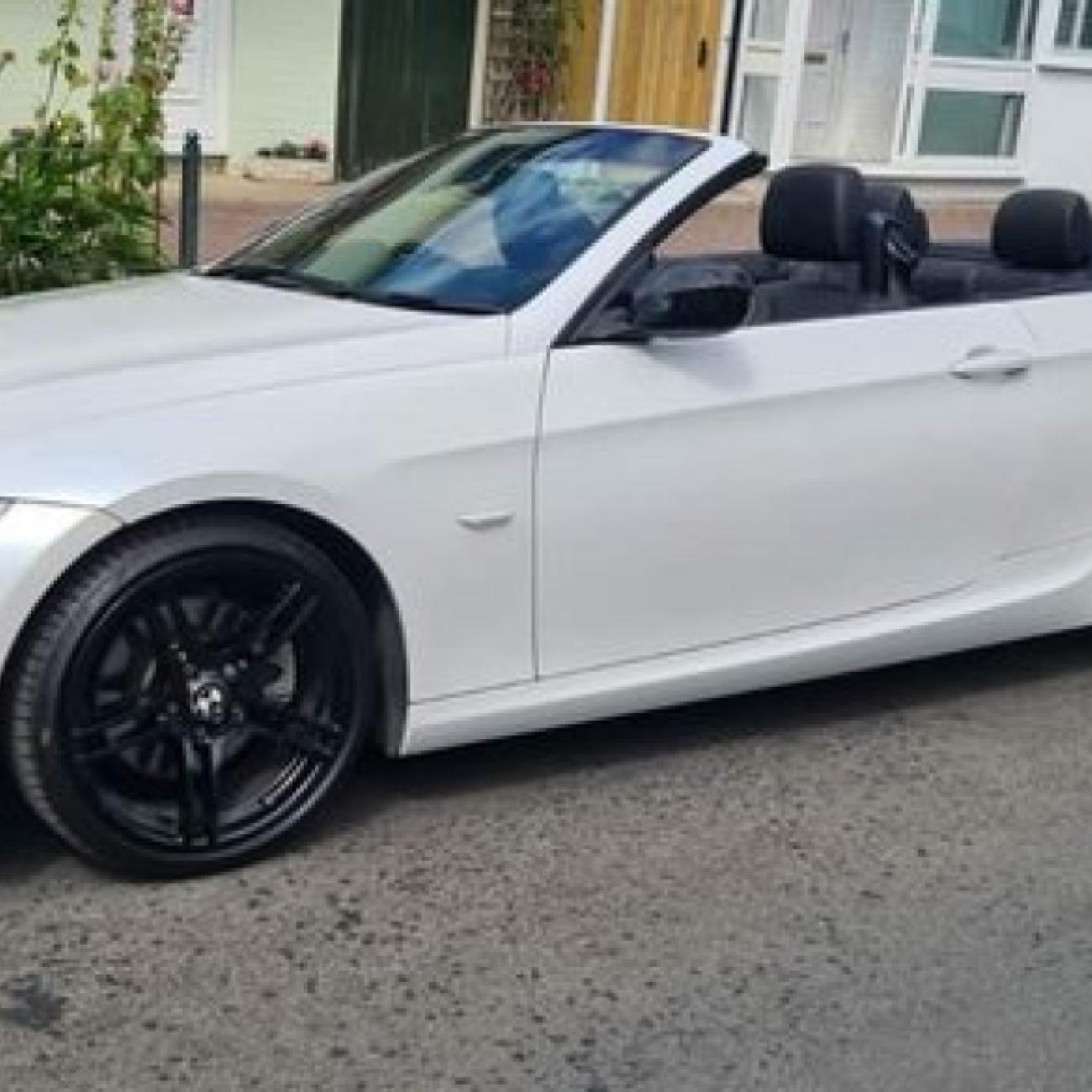 Bmw 330d white e93 convertible