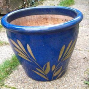 Planter (concrete?) blue, heavy