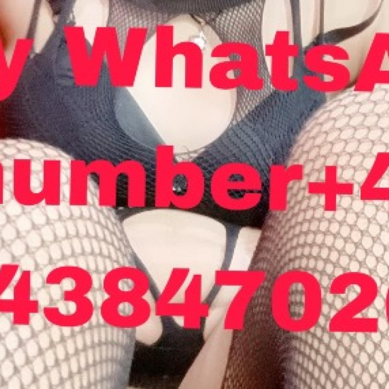 Pakistani cam girl available for video call service 