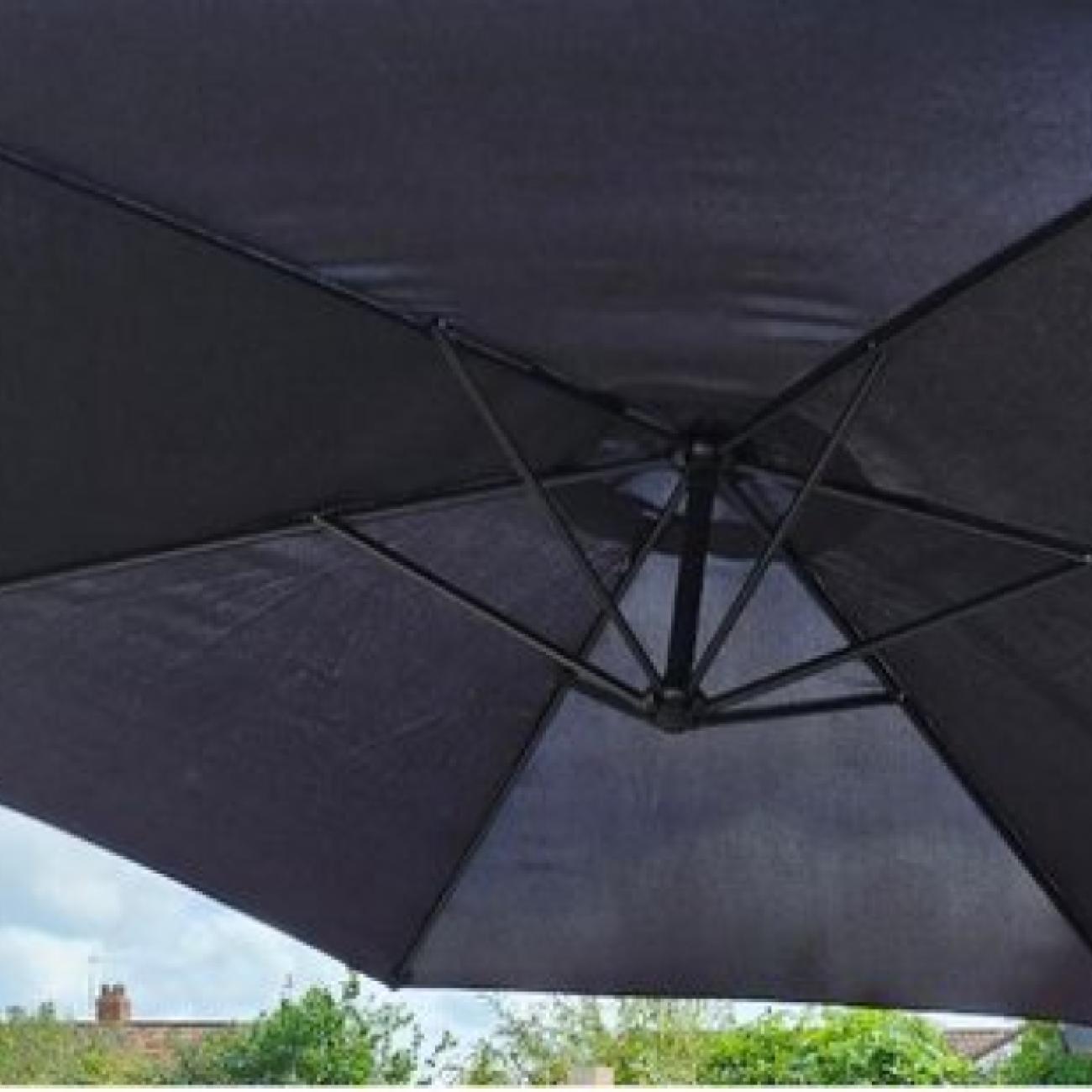 3M HANGING MARKET UMBRELLA
