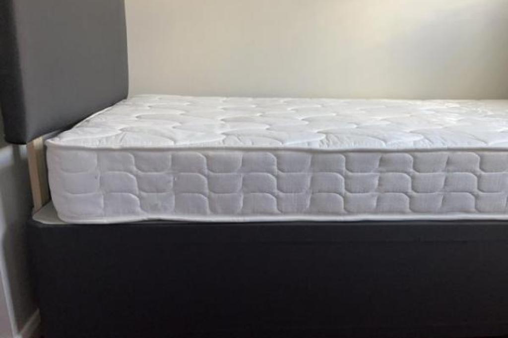 Single Bed 3ft, includes mattress and headboard