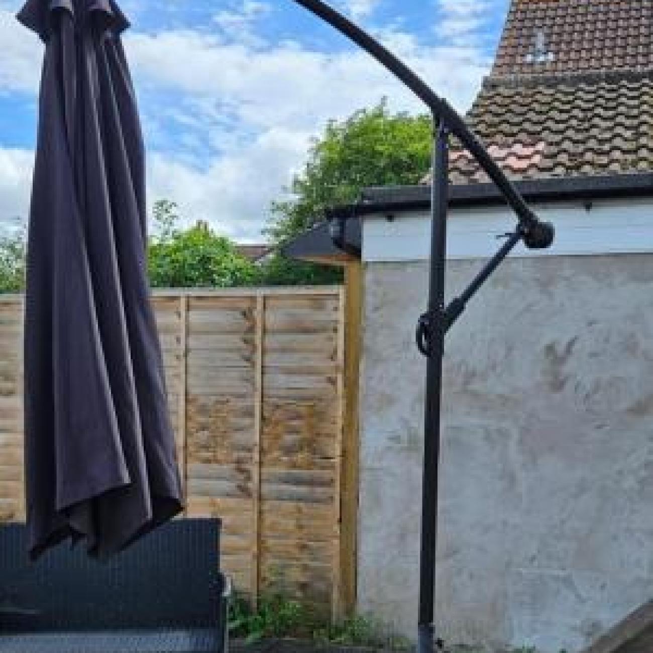 3M HANGING MARKET UMBRELLA