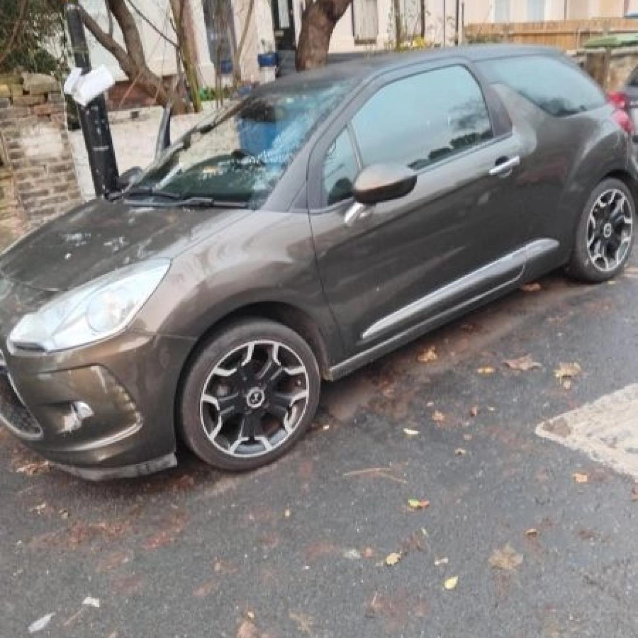 2012 DS3 DSTYLE PLUS HATCHBACK PETROL 68,000 BARGAIN AT £2200!!!!!