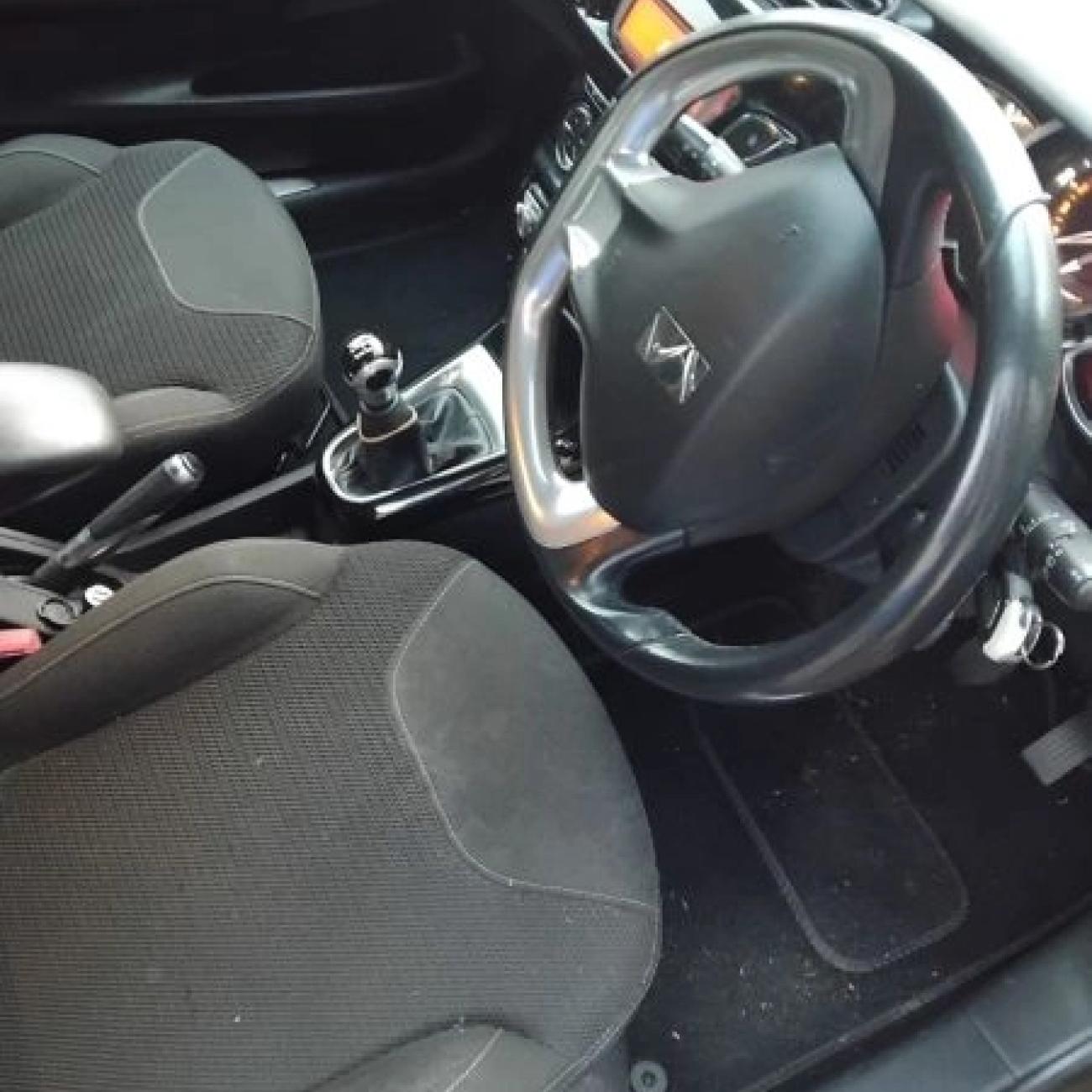 2012 DS3 DSTYLE PLUS HATCHBACK PETROL 68,000 BARGAIN AT £2200!!!!!