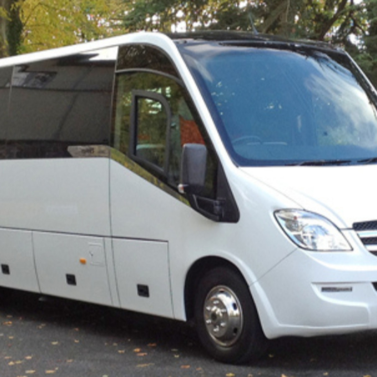 Premier Coach Hire Services Your Perfect Travel Solution in Warwick