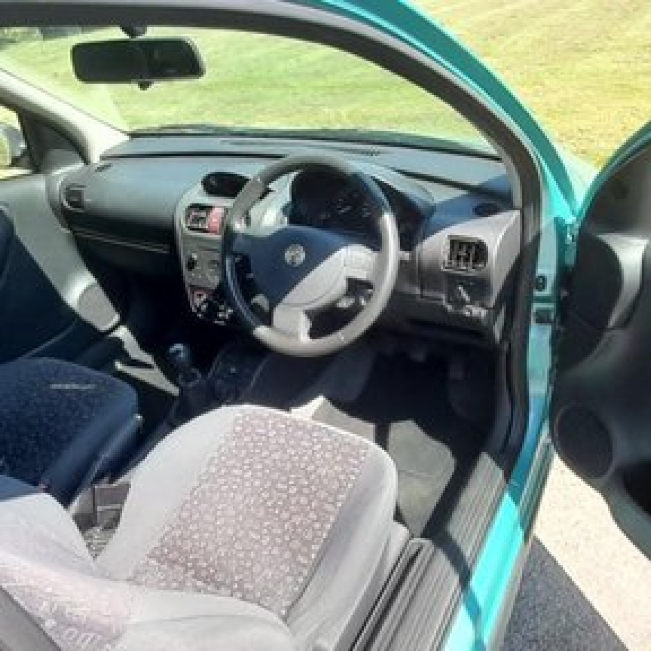 Corsa Elegance 16v, 52 reg
