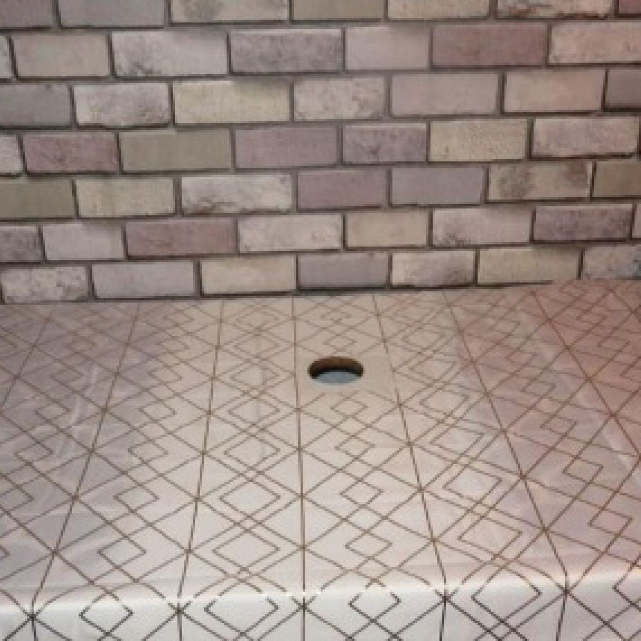 Bisexual Male36 Offers  Anonymous Fun at Private GLORY HOLE MILKING TABLE for Males age 50 and over 