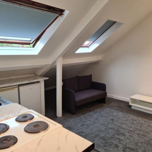 Pet-friendly 1-bed 2nd floor flat in Roath - EPC C.
