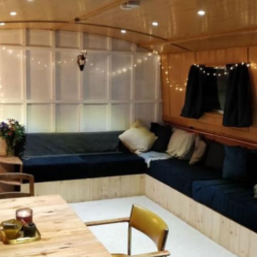 Houseboat, 2 beds 4 berths, 2 bathrooms, + ensuite, all bills included - W3 7UH