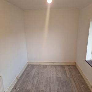 2 Bedroom House for rent, Edmonton N18