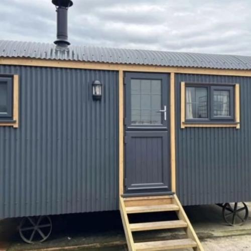 Selling our beautiful shepherds hut tiny house fully furnished lovely condition £3,000 no offers