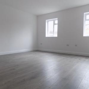 Cosy One-Bed Studio Near Leagrave Station - Available Now