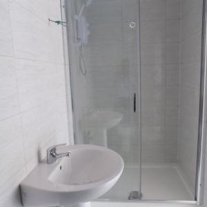 Cosy One-Bed Studio Near Leagrave Station - Available Now
