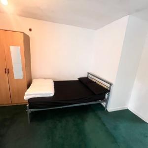 Studio Apartment 10c, Liverpool City Center