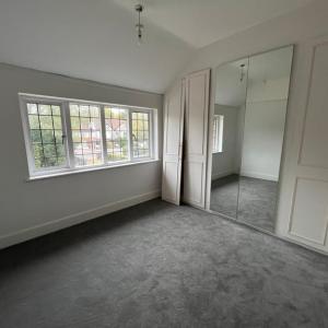 Beautiful Newly Reurbished 4 Bedroom Semi Detached House