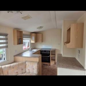 2 bedroom mobile home